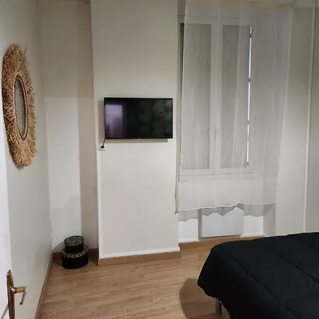 Sleep In Le Penavayre Centre-historique Vieux Apartament Rodez